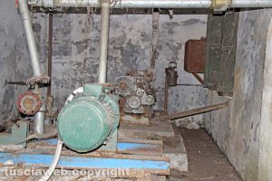 Ronciglione - Chemical city - La stazione di pompaggio della zona militare sulle sponde del lago di Vico