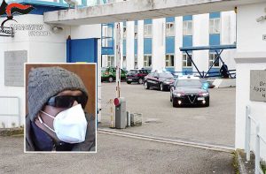 Viterbo - La caserma dei carabinieri - Nel riquadro: Antonio a Storie Italiane