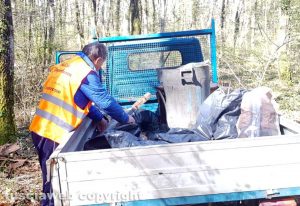 Vetralla - I volontari di "Pulizia Estemporanea Vetralla” in azione