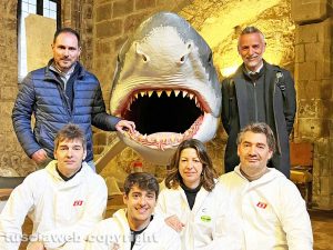 Viterbo - La mostra Squali predatori perfetti