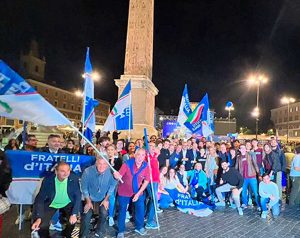 Roma - Gruppo Fratelli d’Italia di Viterbo in piazza del Popolo