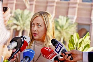 Giorgia Meloni in visita ad Abu Dhabi