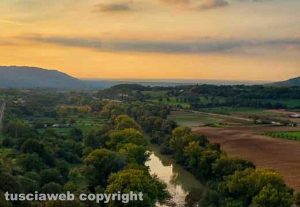 La valle intorno a Orte