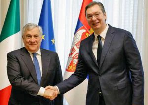 Antonio Tajani e Aleksandar Vucic