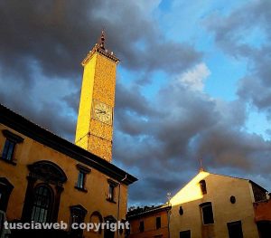 Viterbo - La torre dell'orologio