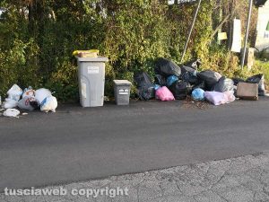Viterbo - Discarica all'Università al Riello