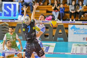 Sport - Pallavolo - Quarti di finale A3 - La Maury's Com Cavi Tuscania si sblocca troppo tardi, Pineto si impone 3/1
