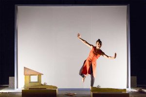 Lo spettacolo "Teatro gioco vita in Moun"