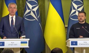 Kiev - Jens Stoltenberg e Volodymyr Zelensky