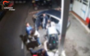 Vitorchiano - I banditi ripresi dalla videosorveglianza durante la rapina