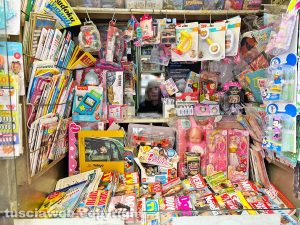 Un’edicola di Viterbo