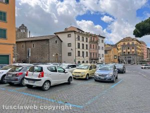 Viterbo - Il parcheggio di piazza del Teatro