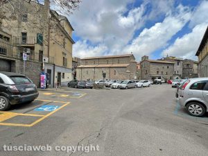 Viterbo - Il parcheggio di piazza Dante