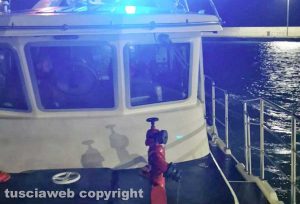 Civitavecchia - La motobarca VFR12 intervenuta nei soccorsi