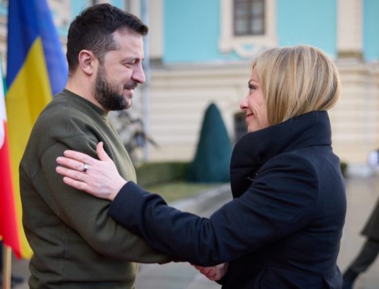 La Meloni con Zelensky