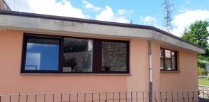 Bassano in Teverina - I nuovi infissi della palestra comunale