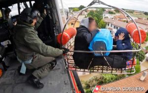 Emilia Romagna - Cesena - La guardia costiera in azioni di salvataggio