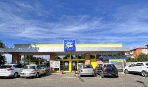 I punti vendita di Eurospin in via Tangenziale ovest e in via degli Etruschi festeggiano 25 anni di attività