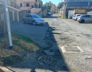 Buche in via del Tavano a Bagnaia