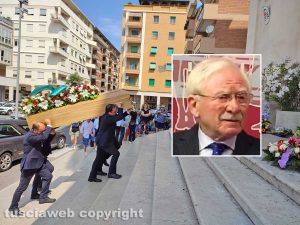 Civitavecchia - I funerali di Ezio Calderai