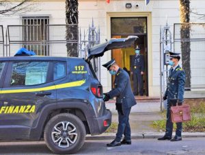 Faenza - I controlli della guardia di finanza
