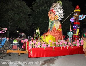 Celleno - Festa delle ciliegia - La sfilata di carri