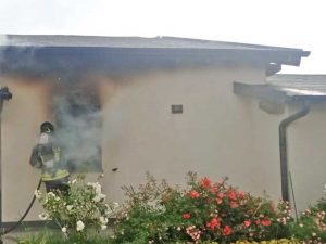 Appartamento in fiamme a Sutri