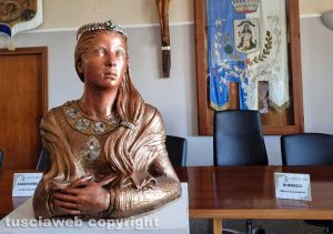 Marta - La presentazione della scultura della regina Amalasunta