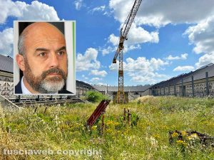 Viterbo - Il cimitero di San Lazzaro - Nel riquadro l'assessore Stefano Floris
