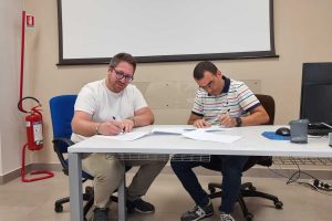 Viterbo - La firma di uno degli accordi