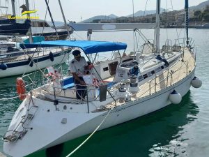 Guardia di finanza - Sequestrata imbarcazione