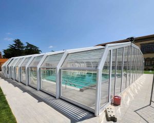 Tuscania - La piscina comunale di viale Trieste