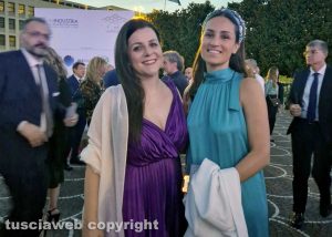 Oltre mille persone alla cena di Unindustria - I viterbesi e civitavecchiesi presenti all'evento - La sindaca Chiara Frontini in abito viola