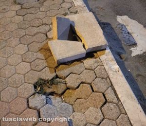 Degrado sul lungomare di Montalto