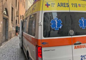 Viterbo - Ambulanza in centro