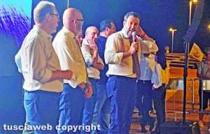Civitavecchia – Matteo Salvini sul palco con Ernesto Tedesco