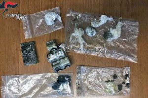 Viterbo - Carabinieri - La droga sequestrata