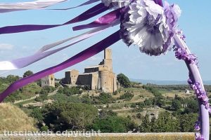 Tuscania - La chiesa di San Pietro