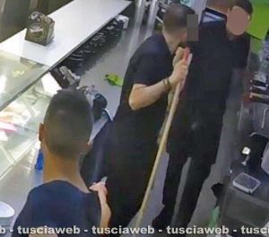 Viterbo - Rapina impropria al bar Grandori