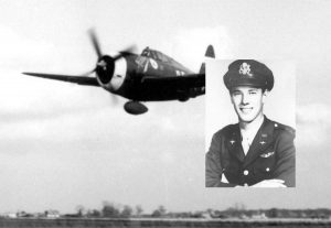 Un P-47 - Nel riquadro il tenente John Winslow (Missouri Valley Special Collections, Kansas City Public Library, Kansas City, Missouri)