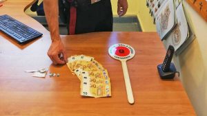 Rieti - I carabinieri di Passo Corese - La droga e i soldi sequestrati