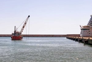 Civitavecchia - Avviati i dragaggi manutentivi nel porto