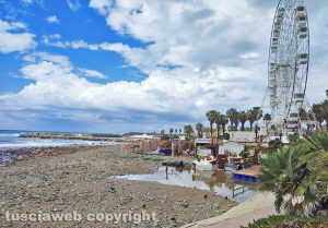 Civitavecchia - Il giorno dopo la mareggiata