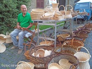 Montefiascone - Festa di San Bartolomeo - La fiera dei canestri