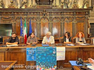 Presentazione Estasiarci e Riabitare la terra