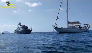 Civitavecchia - Guardia di Finanza - Reparto aeronavale