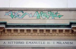 Milano - Galleria Vittorio Emanuele II vandalizzata