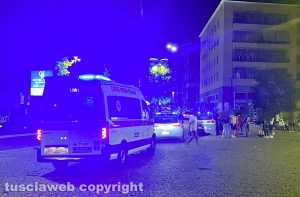 Rissa a piazza del Sacrario - Intervento di polizia e 118