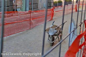 Viterbo - La carriola in via Cavour