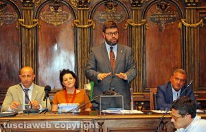 Viterbo - Consiglio comunale discarica